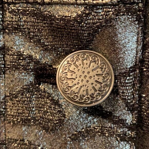 CHICO’S SILVER/BLACK JACKET - Picture 8 of 12